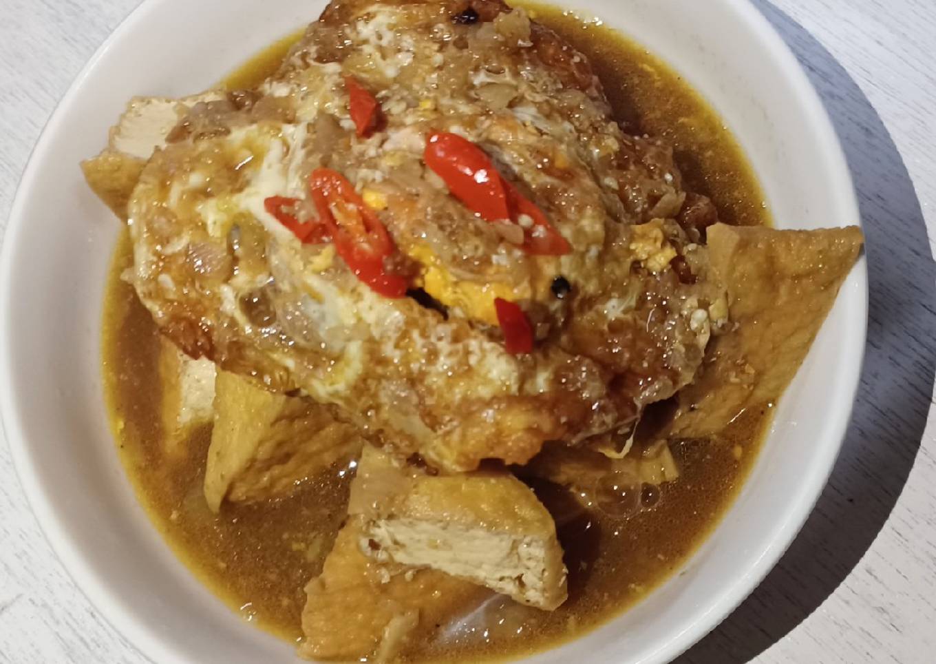 Semur tahu dan telur ceplok