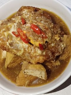 Foto resep Semur tahu dan telur ceplok