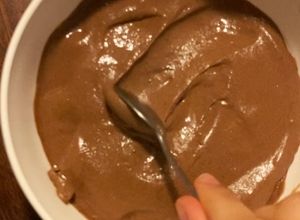 Una foto de Helado de chocolate y banana saludable🤎