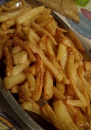 Una foto de Papas fritas #amigos