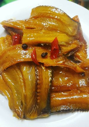 Hình của món Khô cá lóc kho tiêu.