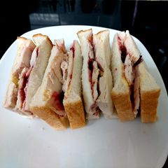 A picture of My Leftover Turkey Sandwich with Cranberry Sauce 😋.
