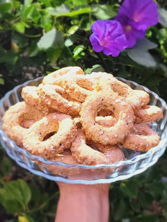 Una foto de 🍘 Galletitas dulces de avena y mix de semillas 🍘 sin manteca!!! Y sin reposo!!!!