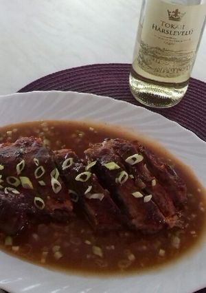 Tokaji "füstös dagadó" hagymaszósszal recept fotója