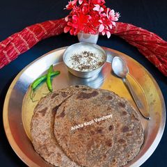 A picture of Kuttu Paratha.