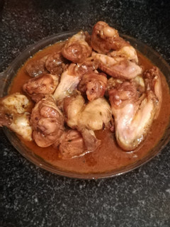 Una foto de Alitas marinadas a mi manera al horno en bolsa de asar