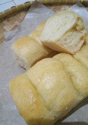 Foto resep Roti Empuk sumber Yt @mama Ezy