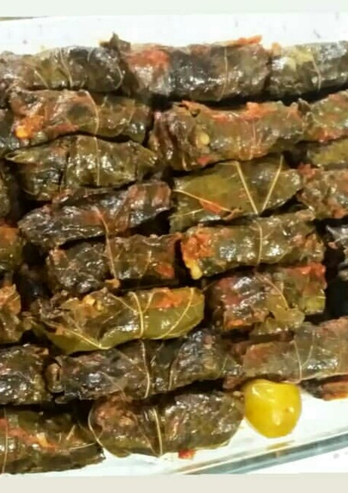 عکسی از دستور دلمه برگ مو