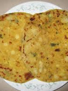 A picture of Alu paratha.
