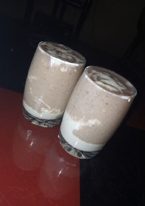 A picture of Mixed fruit smoothie.