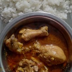 A picture of Chicken curry.