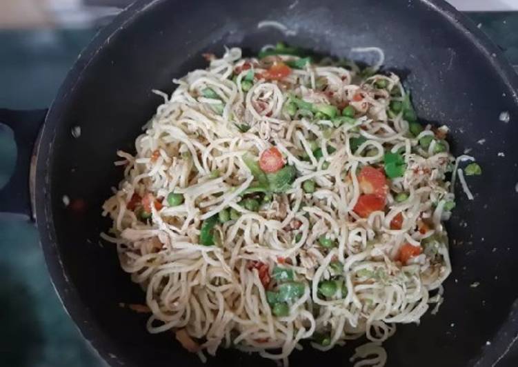 How to Make Homemade Chicken chowmin