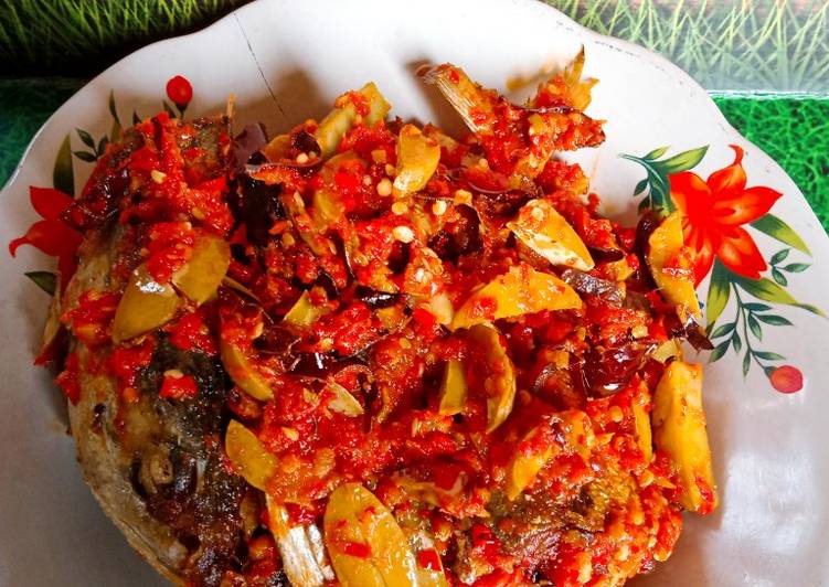 Ikan Kembung Sambal Jengkol pedas manis