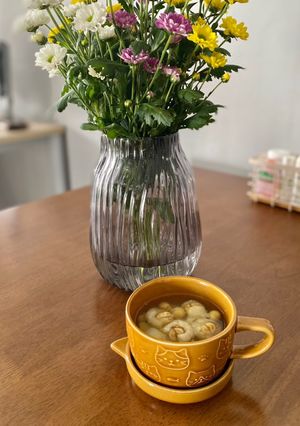 Hình của món Chè nhãn lồng hạt sen.