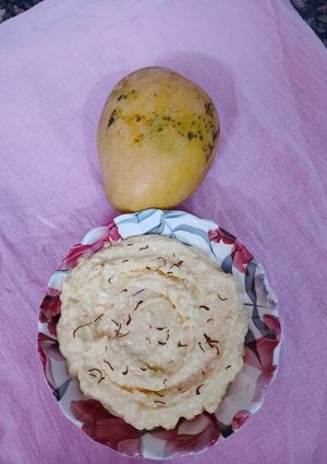 मैंगो श्रीखंड रेसिपी मुख्य फोटो
