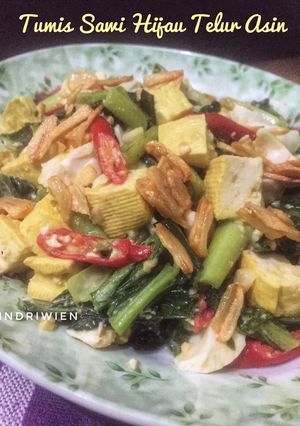 Foto resep Tumis Sawi Hijau Telur Asin dengan Bawang Putih Goreng
