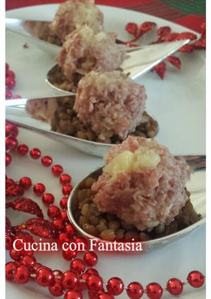 Foto di Cotechino e lenticchie finger food