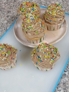 A picture of Vanilla cup cake.
