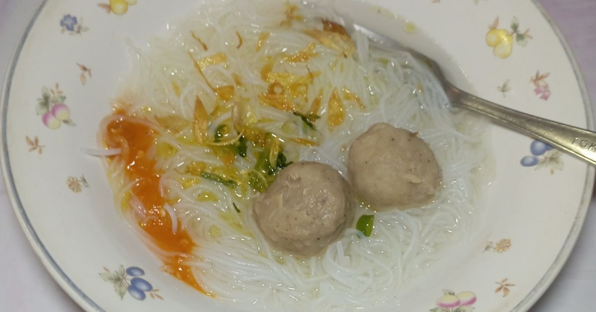 Bihun bakso kuah