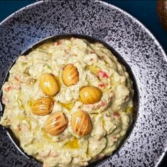 A picture of Guacamole.