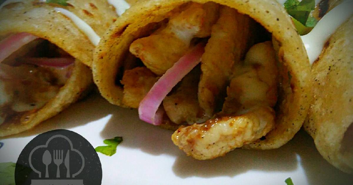 Chicken roll paratha with garlic mayo sauce Recipe by Saima Sameer Ali