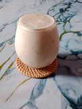 Banana Dates Yogurt Smoothie