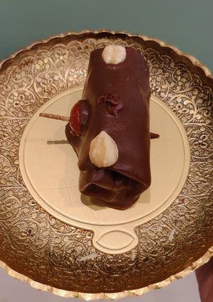 A picture of Nutella paan.