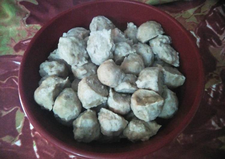 Bahan 039. Pentol bakso ayam | Cara Buat 039. Pentol bakso ayam Yang Enak Dan Lezat