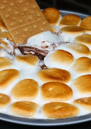 A picture of S'mores Dip.