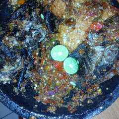 รูปของ Sambal belut,ikan sawah dan tempe penyaet