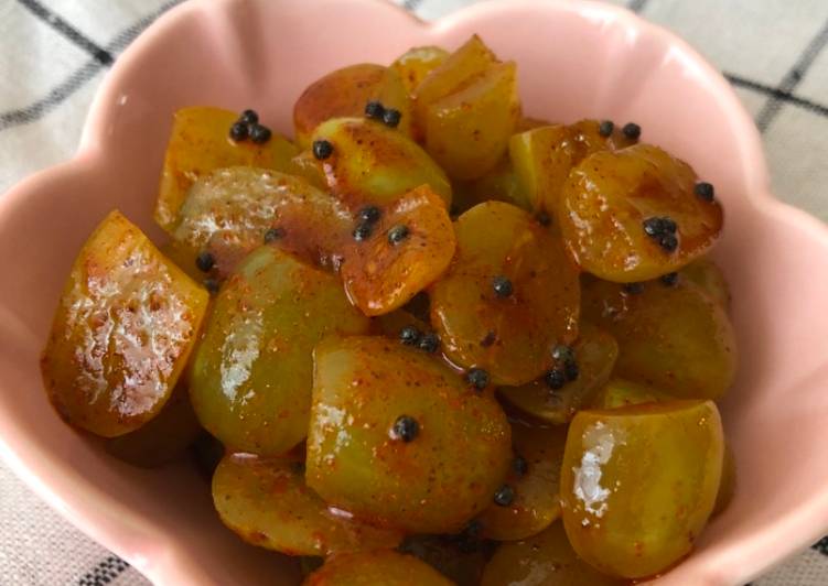 Steps to Prepare Any-night-of-the-week Grapes Pickle/ Instant Grapes Pickle