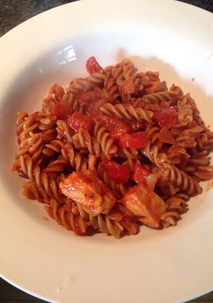 A picture of Wholewheat chicken pasta.