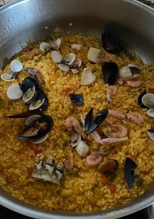 Una foto de Arroz de marisco con verduras