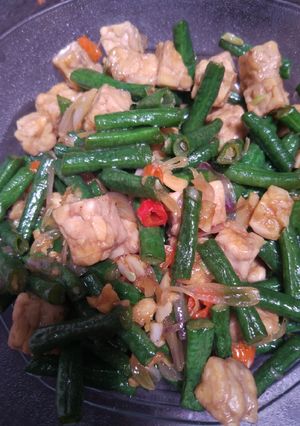 Foto resep Oseng Kacang Panjang + Tempe Pedas