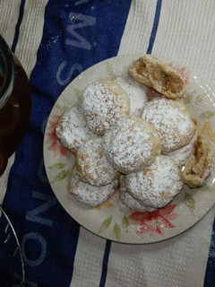 A picture of Egyptian Eid cookies (Kahk).