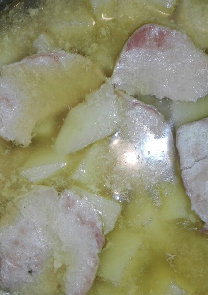 Una foto de Cinta lomo de cerdo guisado con patatas