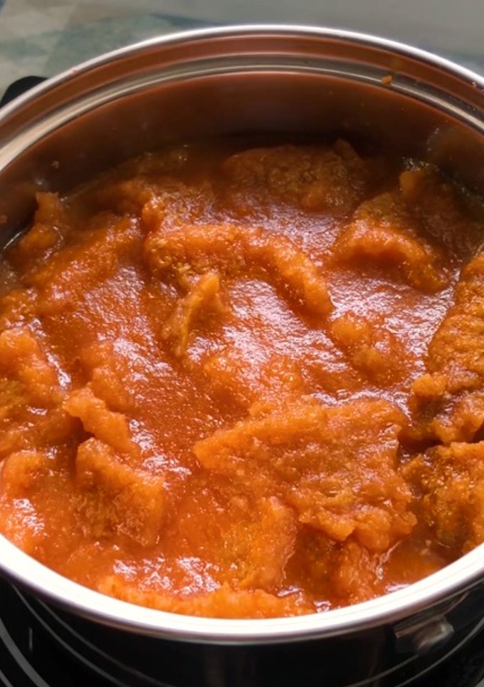 Una foto de Chicharrón en Salsa Roja