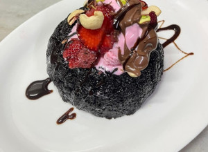 A picture of Chocolate🍫 Nutella Semolina Halwa with Ice - Cream 🍦.