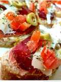 Montadito de mojama y manchego