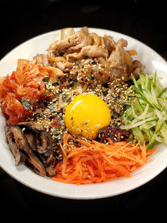 韓式石鍋拌飯 的食譜成品照片