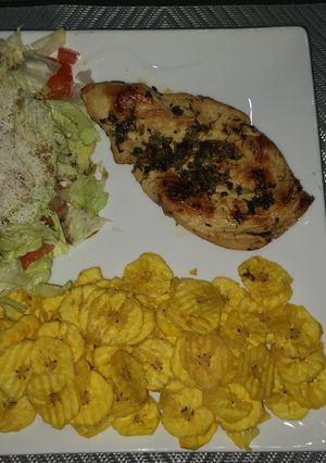 Una foto de Pechugas de pollo al cilantro