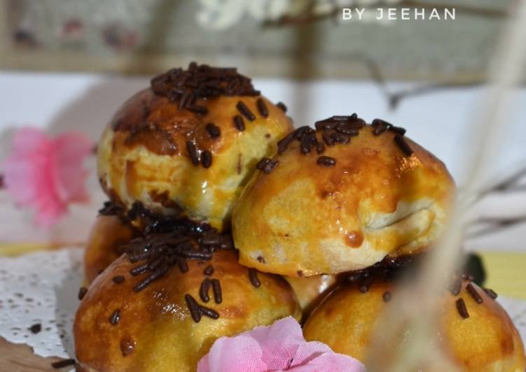 Bagaimana Menyiapkan Pisang Bolen Coklat yang Sempurna