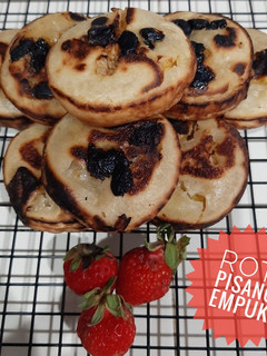 Foto resep Roti Pisang Empuk Ekonomis Tanpa telur