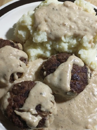 Easy Steps Prepare Recipes Gravy smothered hamburgers and mashed potatoes the Perfect Tasty.