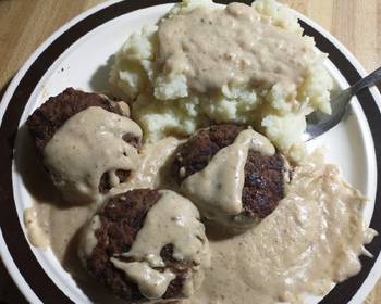 New Recipe Gravy smothered hamburgers and mashed potatoes Practical Delicious