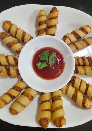પટેટો રોલ (Potato Rolls Recipe In Gujarati) રેસીપી મુખ્ય ફોટો