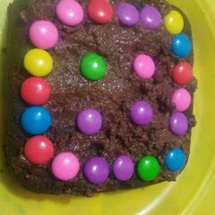A picture of Oreo non bake cake.