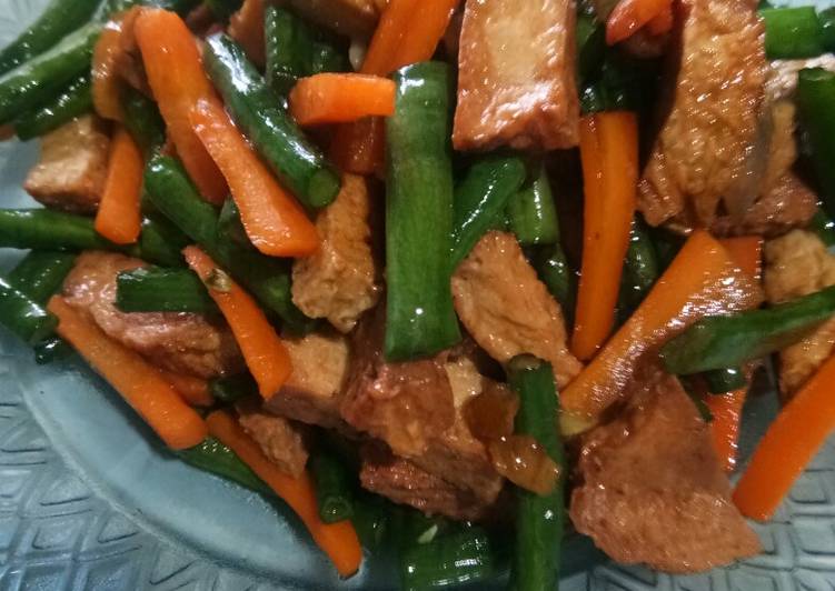 Tumis kacang panjang, wortel, kekian