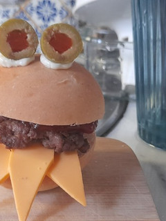 Una foto de Hamburguesa Mounstrito