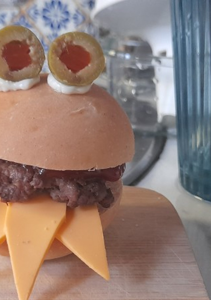 Una foto de Hamburguesa Mounstrito